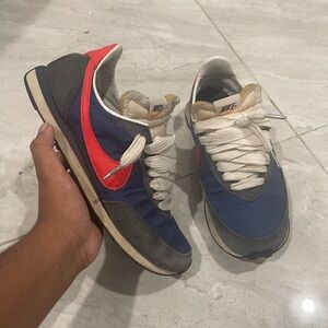 Nike Men's Blue and Red Retro Sneakers
